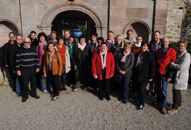 Obligatorisches Gruppenfoto beim Dom-Museum. Es fehlt: der Fotograf.